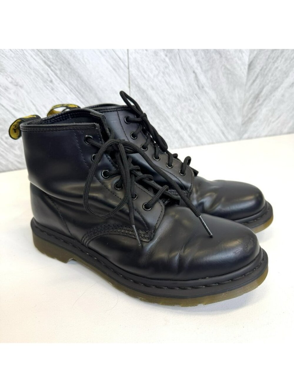 Dr. Martens Docs 101 Black 6-Eye Combat Boots Unisex Mens 8/Womens 9 EU 41